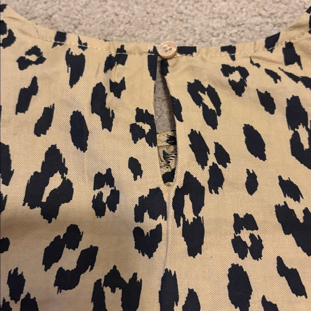 Carter's leopard Print top - Picture 7 of 7